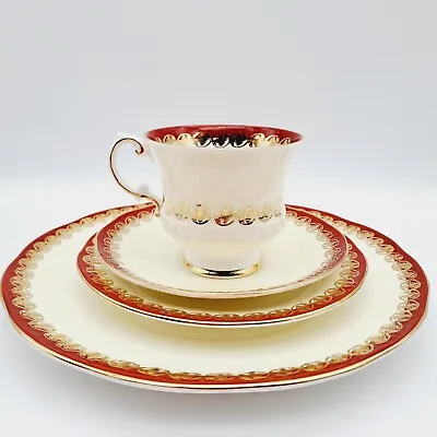 Elizabethan Patt Mayfair 4 Piece Cup Saucer Cake And Dinner Plate Tea Red Gold • £15.98