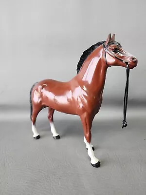 Vintage Hartland Brown Bay Walking Horse • $15.99