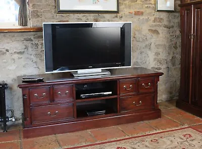 La Roque Widescreen Television Cabinet • £899