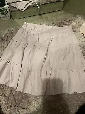 Pink Skirt • $5