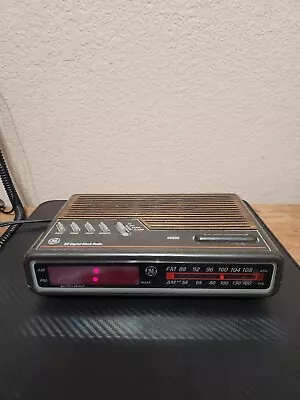 VTG Woodgrain Clock Radio GE Model 7-4612B AMFM Digital Alarm Tested Works Great • $19.95