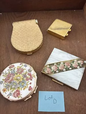 Vintage 1950s Cosmetic Makeup Powder Compacts Lot Of 4 Brass-Gold Finish • $49.95