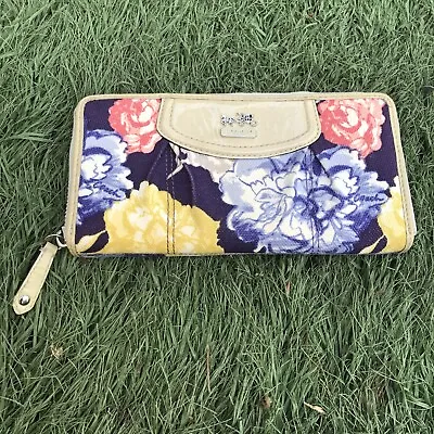 Coach Madison Floral Wallet Clutch • Zip Purse Pocketbook Flower Pattern • $35
