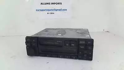 Mercedes W140 W210 Factory Radio 0038206086 #4 (USED) PARTS ONLY) • $69.99