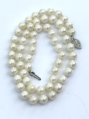 VTG Creamy White Pearl Necklace 14k White Gold Closure 17” Knotted 5mm Pearls • $89.99