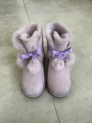 Women’s Ugg GITA Pom Pom Mini Boots Purple SZ 6 • $49