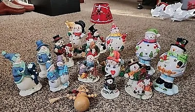 Lot Of 15 Resins Wood & Ceramic  Snowmen Whimsical 2.5 -6.5  Christmas Decor • $18.99