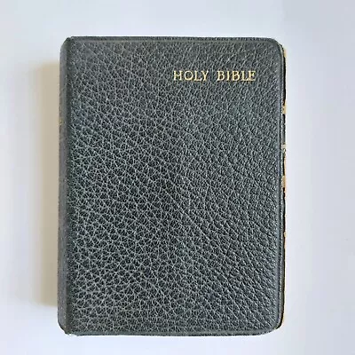 Antique HOLY BIBLE Printed In 1922 (with Colour Map Illustrations) • £6.49