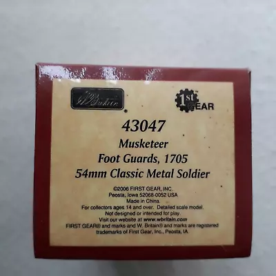 W Britain 43047 54mm Metal Soldier - Musketeer Foot Guards 1705 • £21.50