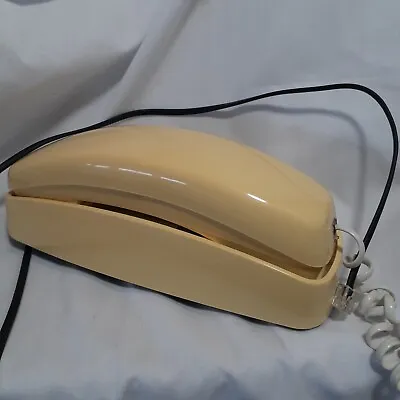 Beige Vintage ATT Telephone Landline Corded Trimline 210 Pushbutton Redial Flash • $14.99