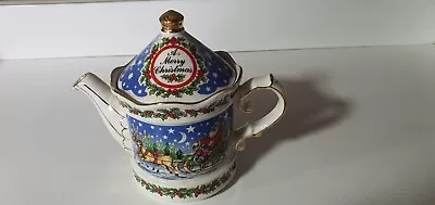 Sadler Novelty Christmas Teapot • £16.99