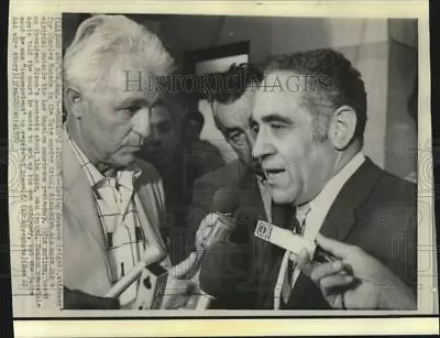 1970 Press Photo Irving Kanarek Attorney For Charles Manson In Tate Trial. • $12.99