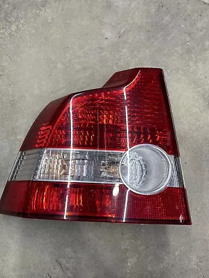 04 05 06 07 OEM Volvo S40 Left Driver Taillight Tail Light Lamp 30698341 Unit  • $70