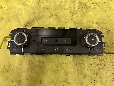 2011-2017 Volkswagen Touareg Heater Climate Control Unit 7p6907040br • $124.36