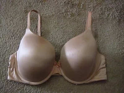 BODY By Victoria's Secret Beige Lined Perfect Coverage Bra Size 38D • $9.99