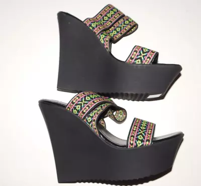 EUC Madden Girl Women's Sabel Slip On Black Wedge Sandals Size 9M • $4