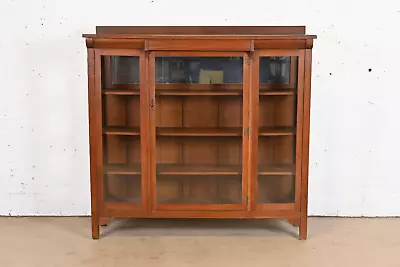 Stickley Brothers Mission Oak Arts And Crafts Bookcase Circa 1900 • $4995