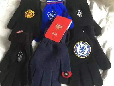 Official  Knitted Football Gloves Various Clubs • £8.99