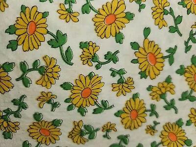 Vintage Fabric Remnant 1970's Yellow Daisies Floral Cotton Daisy • $25