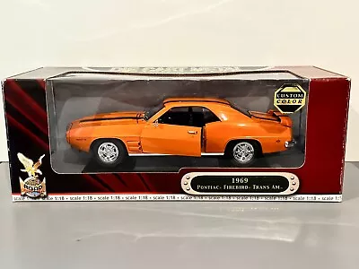 Road Signature 1:18 1969 Pontiac Firebird Trans Am Deluxe Edition • £85.99