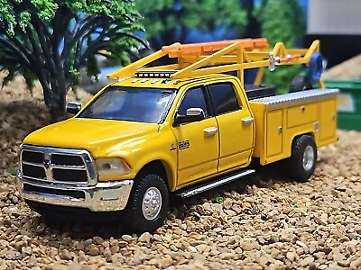 CUSTOM 1/64 2018 Dodge 3500 4x4 TRUCK Service Body Farm Hitch Tow CUMMINS 4WD • $60