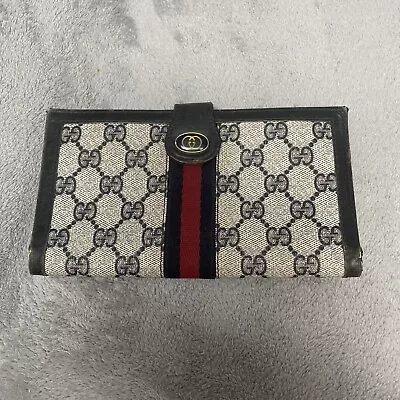 $75 • Buy Vintage Gucci Signature Long Wallet  Red Stripe Sherry Line Circa 1970’s