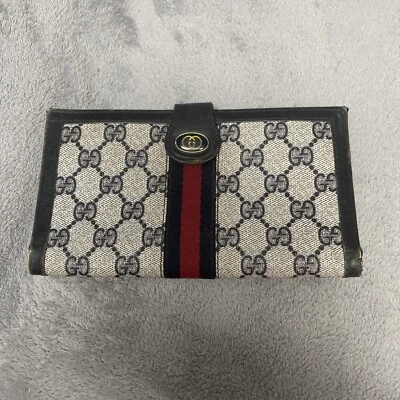$75 • Buy Vintage Gucci Signature Long Wallet  Red Stripe Sherry Line Circa 1970’s
