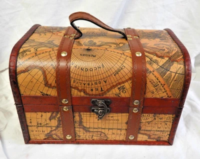 Vintage Style World Map Wooden Chest / Trunk - Medium - BNWT • £12.99