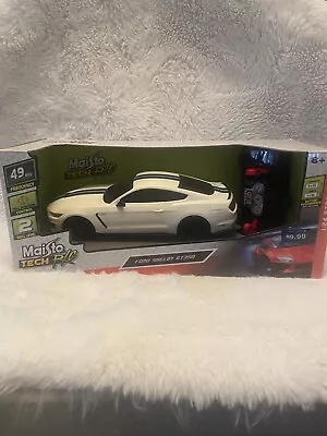 Maisto Tech R/C Ford Shelby GT350 1:24 Street Series White Mustang 1220 • $15