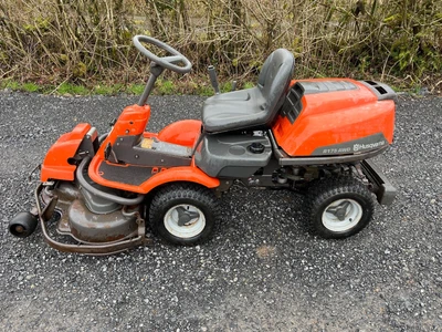 £1850 • Buy Husqvarna R175 AWD 4x4 Out Front Mower