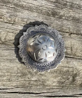 Used / Vintage Sterling Silver Screw Back Conchos 1  • $40