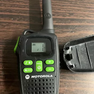 Motorola MD200TPR 2-way 20-mile FRS Radio Tested Uses 3 AA Batteries • $9.99