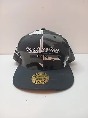 Mitchell And Ness Snapback Cap London • £12.99