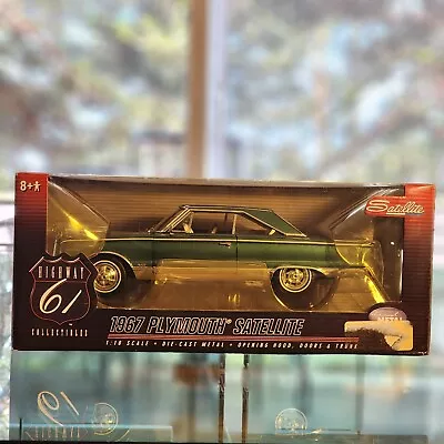 Highway 61 1/18 Scale 1967 Plymouth Satellite - Green RARE • $7.50