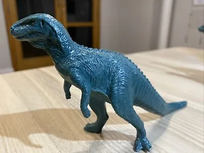 AE418 Invicta NHM Megalosaurus Dinosaur 1974 Model Figure Toy - VGC UK Made • £9.99