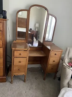 Vintage Solid Maple Mirrored Vanity Dressing Table 6 Drawer  • $270