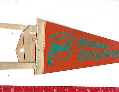 Pro Football Hall Of Fame NFL Miami Dolphins Souvenir Pennant With 25c Tag • $22