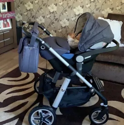 Silver Cross Pioneer Travel System • £300