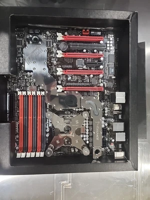 $50 • Buy ASUS Rampage III Extreme + I7-980X + CPU - MB Waterblock + 24GB DDR3