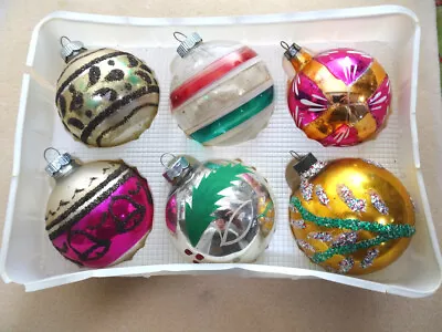 6 Assorted Vintage Round Glass CHRISTMAS ORNAMENTS Holiday Home Decor • $18.99