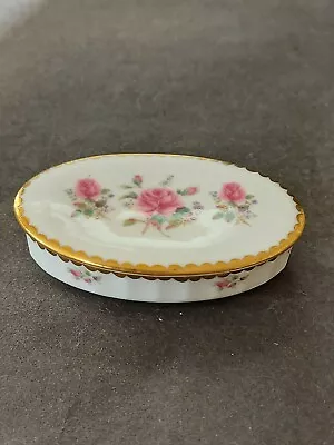 Coalport Birbeck Rose Oval Lidded Trinket Box • £16.99