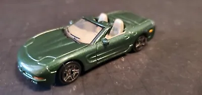 MotorMax (6002) 98 Corvette 1/64 Diecast Metallic Green • $2.99