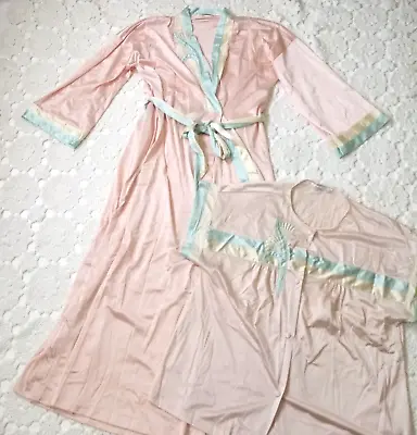 Vtg Vanity Fair Peignoir Robe Shirt Pajama Set Pink Blue 100% Nylon Medium Women • $34.99