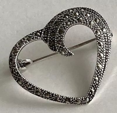 Vintage Ladies 925 Sterling Silver Open Heart Marcasite Stone Pin Brooch 5g • $35