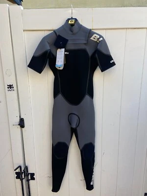 $100 • Buy BUELL Men's 2mm RB1 Chest-Zip Short Sleeve Wetsuit - Black/Graphite MEDIUM