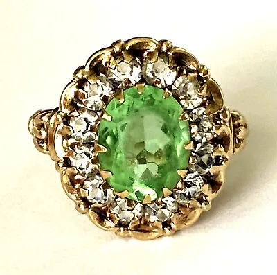 Antique 10K Solid Yellow Gold Green Center & Clear Stone Ladies Ring Size 6.75 • $199.99