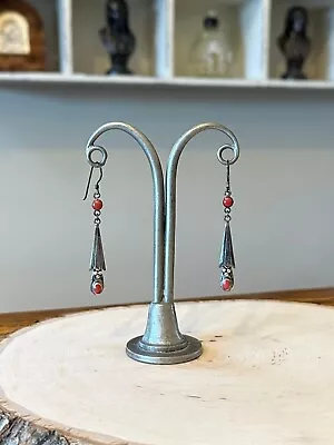 Vintage Southwestern 925 Sterling Silver And Genuine Coral Dangle Drop Earrings • $78