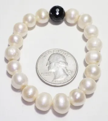 Vintage 9-10mm White Cultured Pearl Stretch Bracelet W/Black Crystal Accent • $16.89