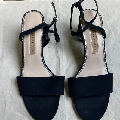 ZARA BASIC Black Chunky Block Heels Black Velvet Shoes Women’s US Size 7.5  • $15