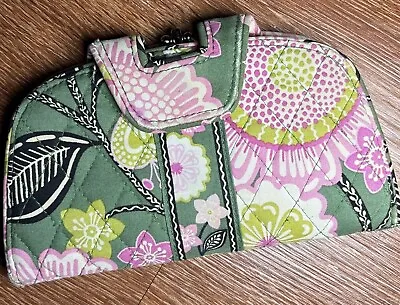 Vera Bradley Kiss'n Snap Wallet In Olivia Pink Pattern • $15.80